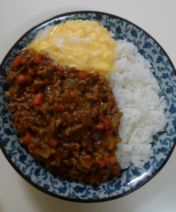 ゆり キーマ カレー 山本